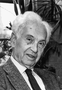 Ernst Mayr_Image.gif