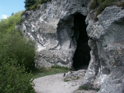 grotte sarcouy.jpg